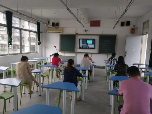 聆聽三個(gè)課堂——教學(xué)服務(wù)落地有聲的教育咨詢實(shí)踐